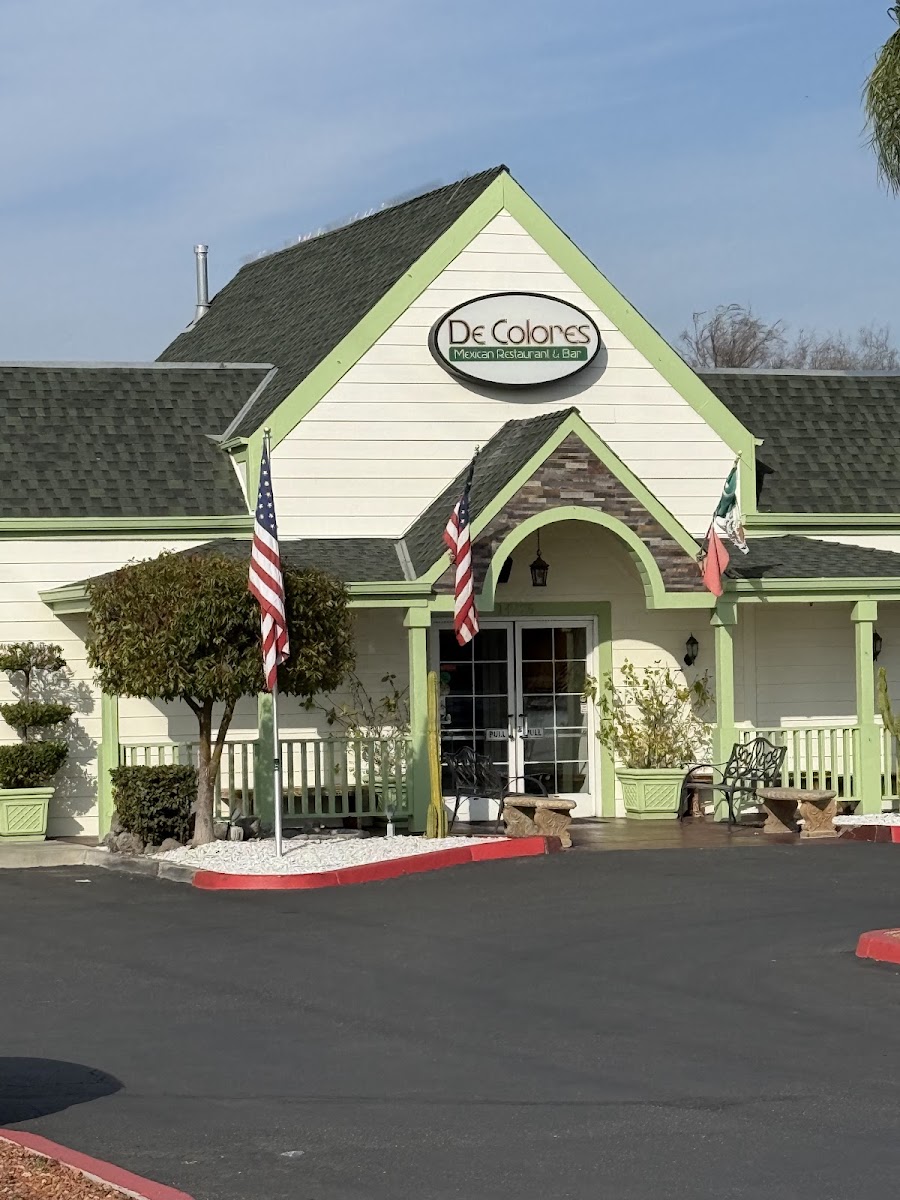 De Colores Mexican Restaurant & Bar